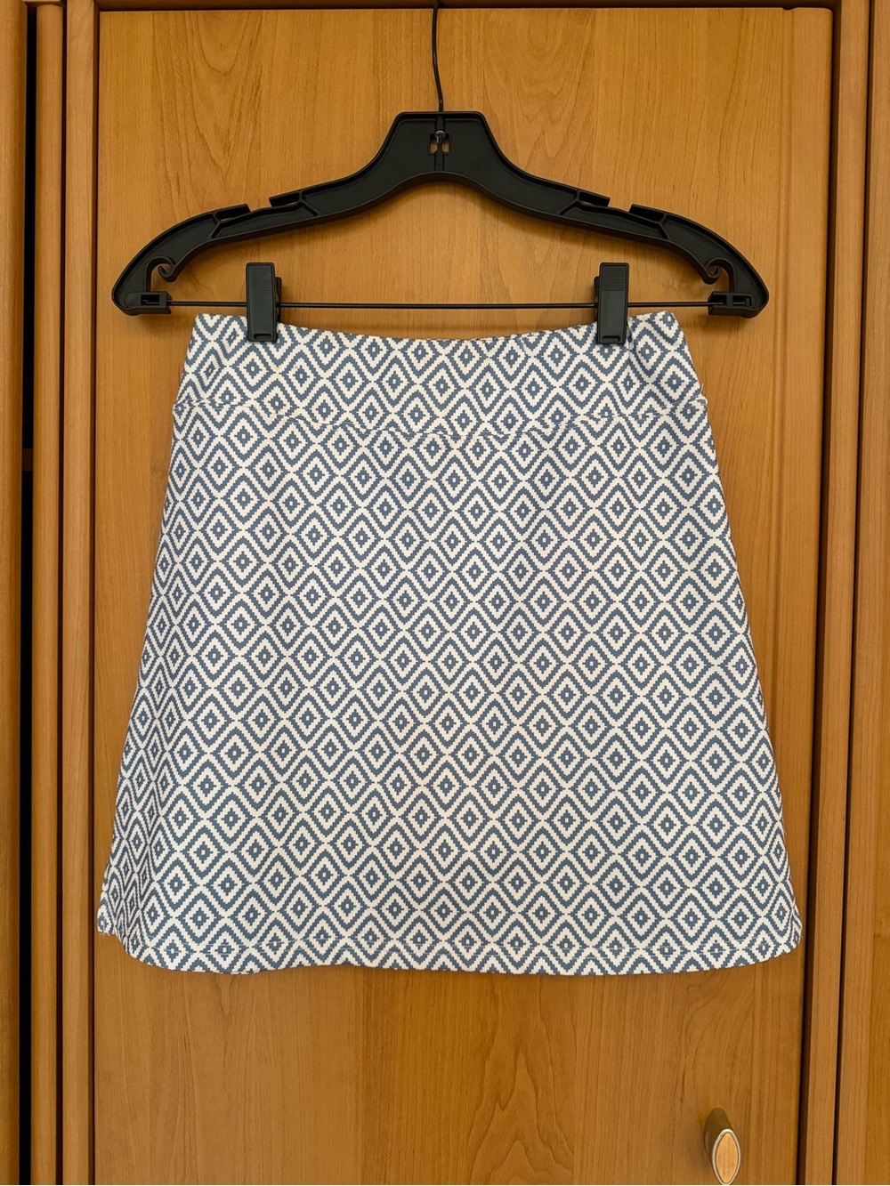 Ekouaer Blue & White Geometric Print A-Line Skort Size XS